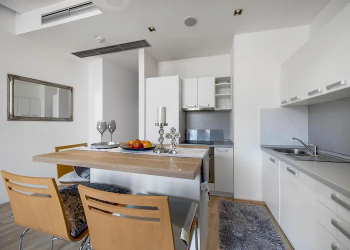 Revon Art-deco Old Town Appartement Bratislava